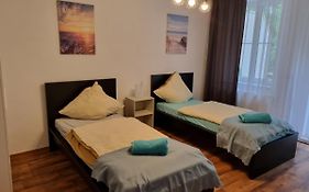 R&E Apartment